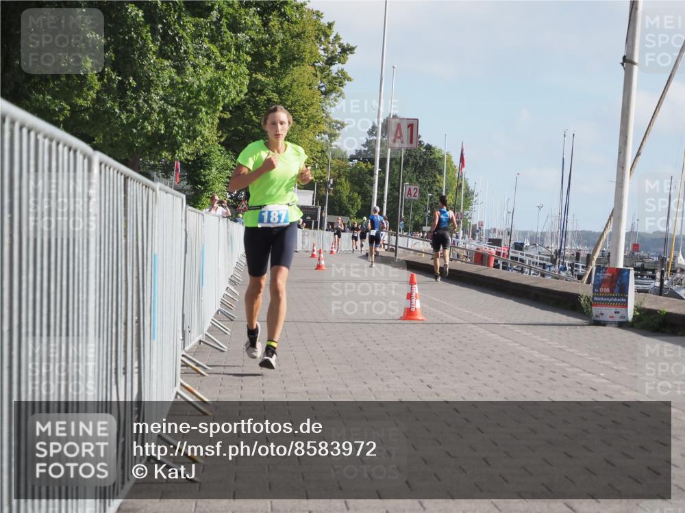 17.08.2025 - KN Förde Triathlon 2025 KatJ http://msf.ph/oto/8583972 17.08.2025 10:08:08 Laufen 187 meine-sportfotos.de