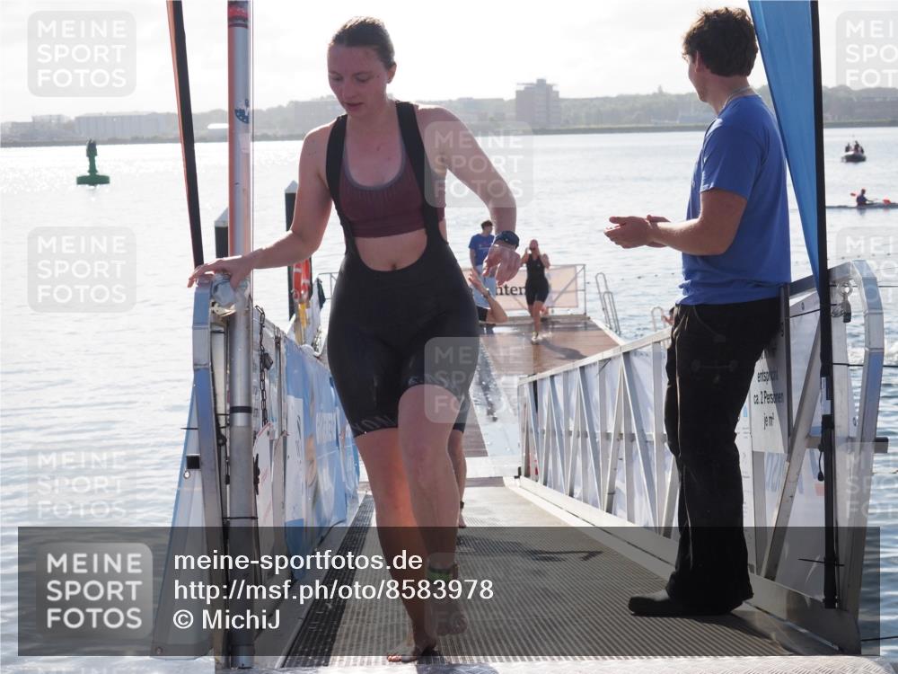 17.08.2025 - KN Förde Triathlon 2025 MichiJ http://msf.ph/oto/8583978 17.08.2025 09:22:08 Schwimmen 210, 212, 215, 242, 208, 210, 213, 224, 242 meine-sportfotos.de