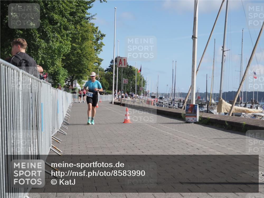 17.08.2025 - KN Förde Triathlon 2025 KatJ http://msf.ph/oto/8583990 17.08.2025 10:32:19 Laufen 141 meine-sportfotos.de