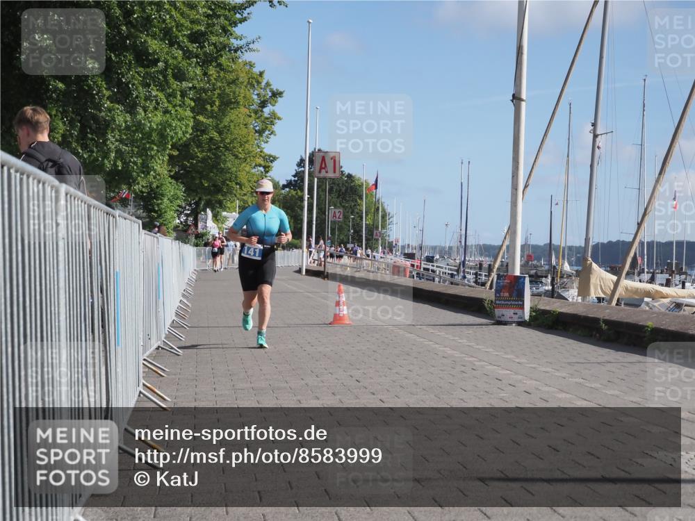 17.08.2025 - KN Förde Triathlon 2025 KatJ http://msf.ph/oto/8583999 17.08.2025 10:32:20 Laufen 141 meine-sportfotos.de