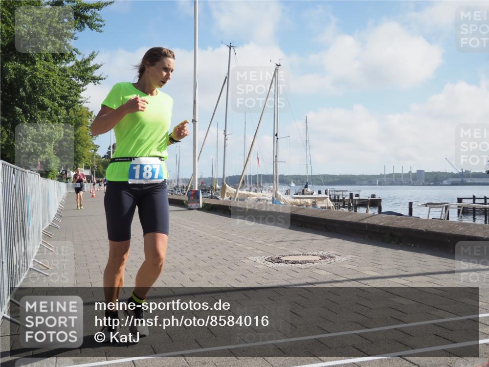 17.08.2025 - KN Förde Triathlon 2025 KatJ http://msf.ph/oto/8584016 17.08.2025 10:08:11 Laufen 143, 187 meine-sportfotos.de