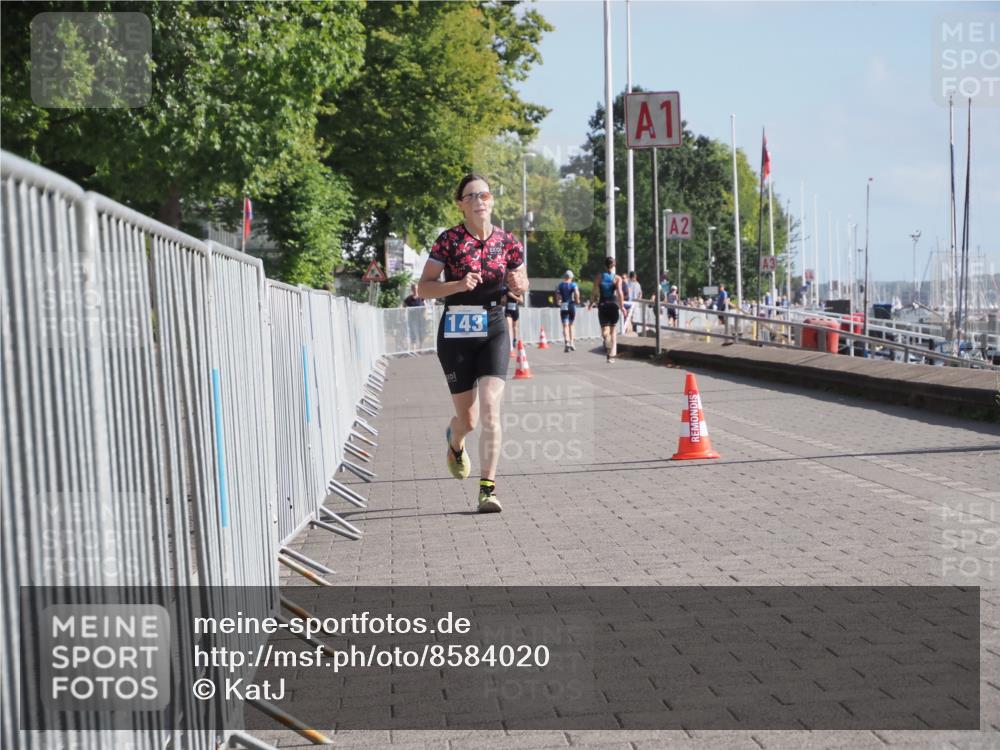 17.08.2025 - KN Förde Triathlon 2025 KatJ http://msf.ph/oto/8584020 17.08.2025 10:08:14 Laufen 143, 187 meine-sportfotos.de