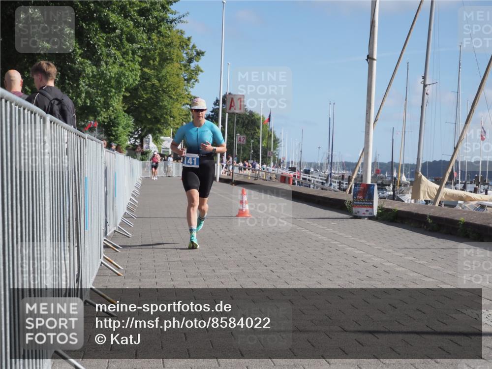 17.08.2025 - KN Förde Triathlon 2025 KatJ http://msf.ph/oto/8584022 17.08.2025 10:32:21 Laufen 141 meine-sportfotos.de
