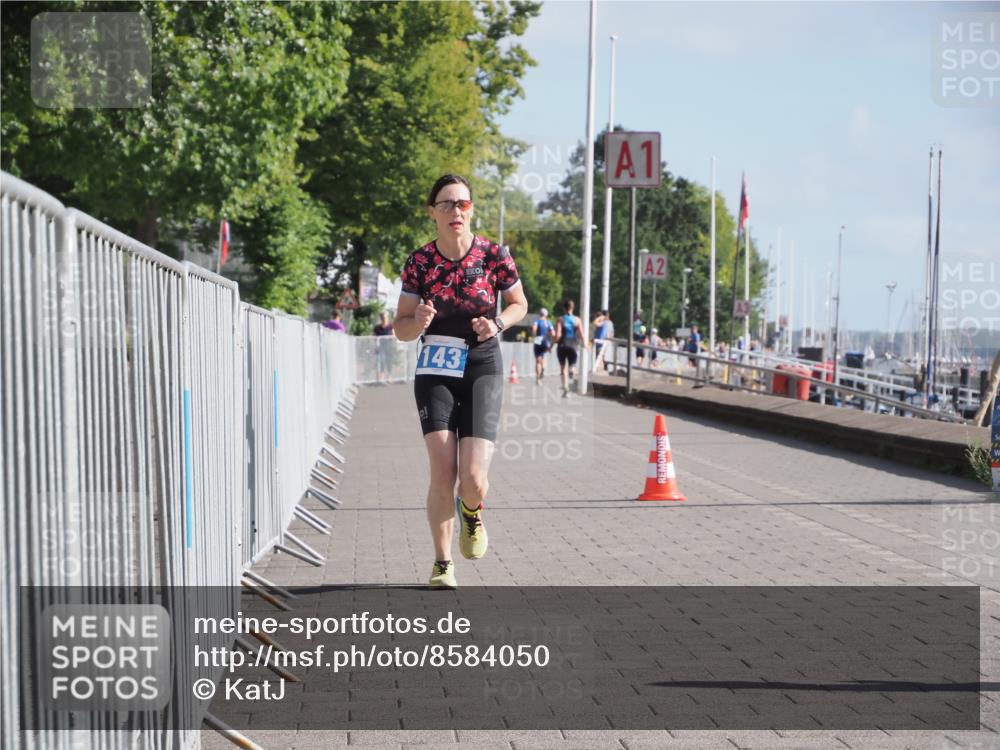 17.08.2025 - KN Förde Triathlon 2025 KatJ http://msf.ph/oto/8584050 17.08.2025 10:08:15 Laufen 143 meine-sportfotos.de