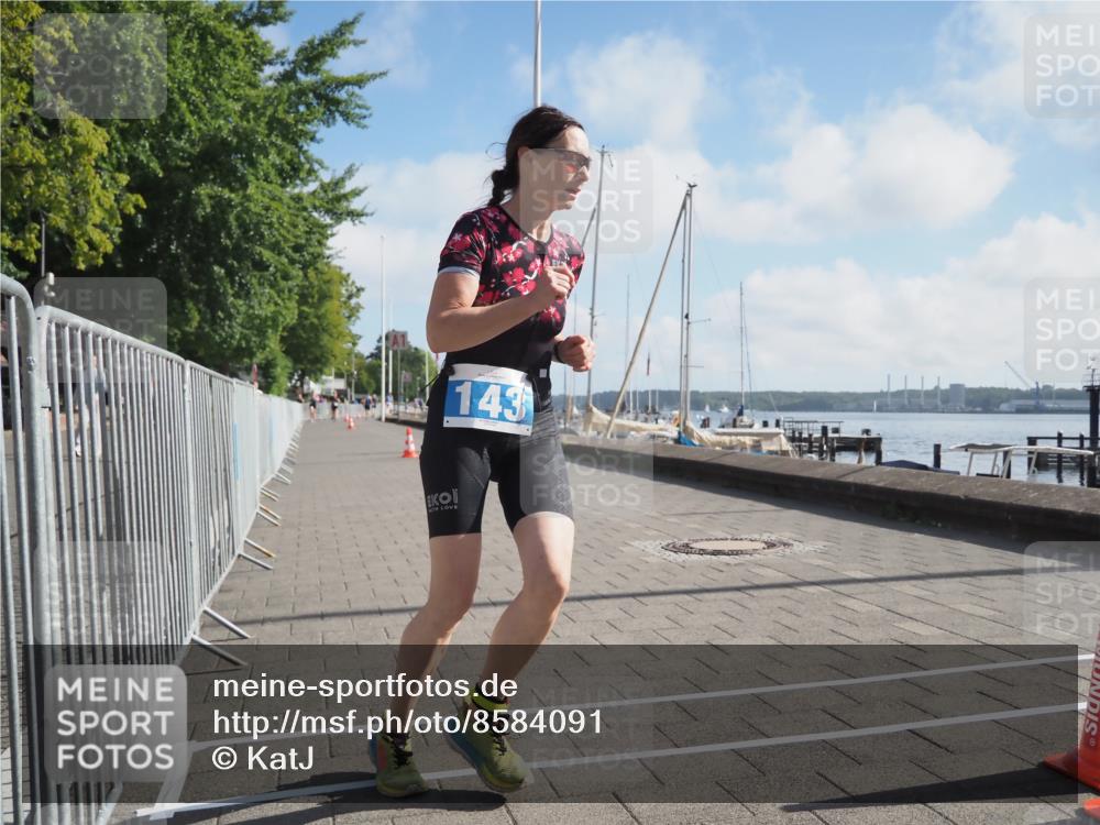 17.08.2025 - KN Förde Triathlon 2025 KatJ http://msf.ph/oto/8584091 17.08.2025 10:08:19 Laufen 143 meine-sportfotos.de