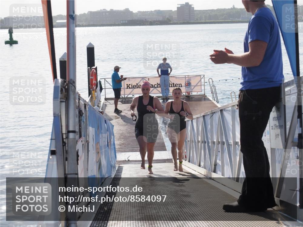 17.08.2025 - KN Förde Triathlon 2025 MichiJ http://msf.ph/oto/8584097 17.08.2025 09:22:13 Schwimmen 210, 212, 213, 215, 224, 242, 111, 208, 213, 224 meine-sportfotos.de