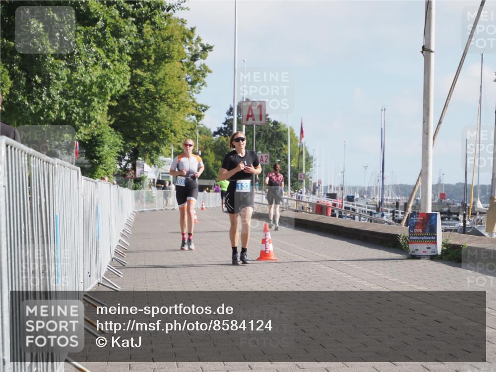 17.08.2025 - KN Förde Triathlon 2025 KatJ http://msf.ph/oto/8584124 17.08.2025 10:08:32 Laufen 103, 133 meine-sportfotos.de