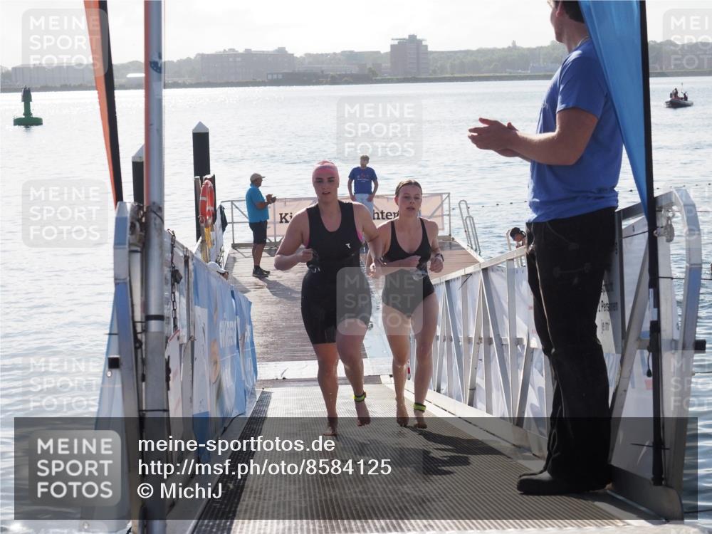 17.08.2025 - KN Förde Triathlon 2025 MichiJ http://msf.ph/oto/8584125 17.08.2025 09:22:14 Schwimmen 210, 212, 213, 215, 224, 242, 111, 208, 213, 224 meine-sportfotos.de