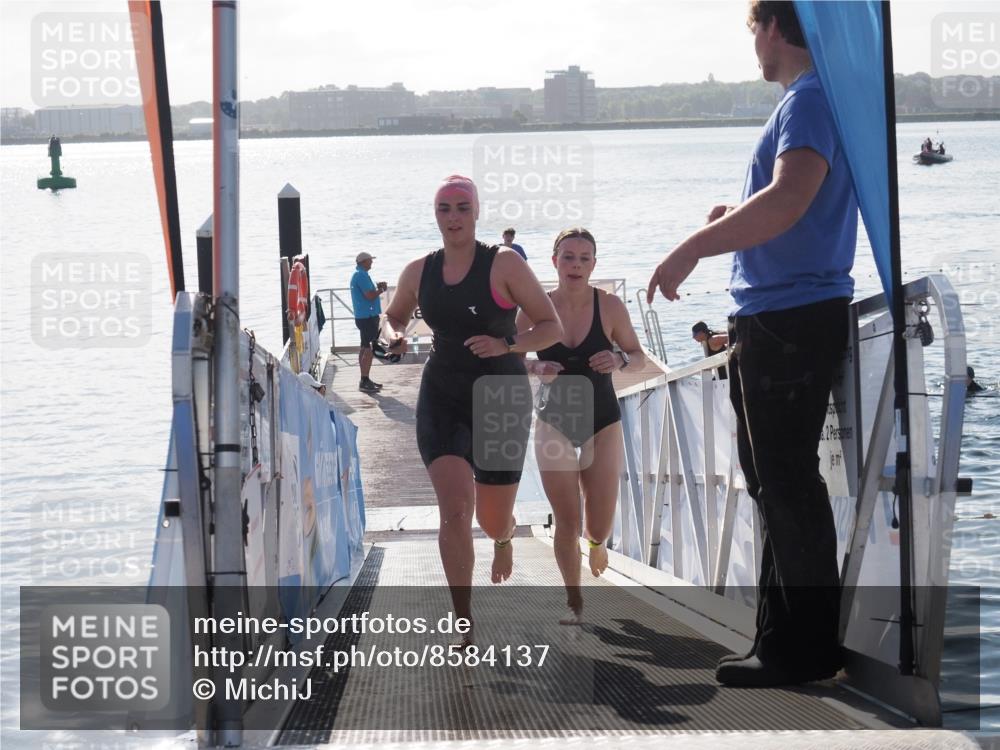 17.08.2025 - KN Förde Triathlon 2025 MichiJ http://msf.ph/oto/8584137 17.08.2025 09:22:15 Schwimmen 210, 213, 215, 224, 242, 111, 208, 213, 224 meine-sportfotos.de