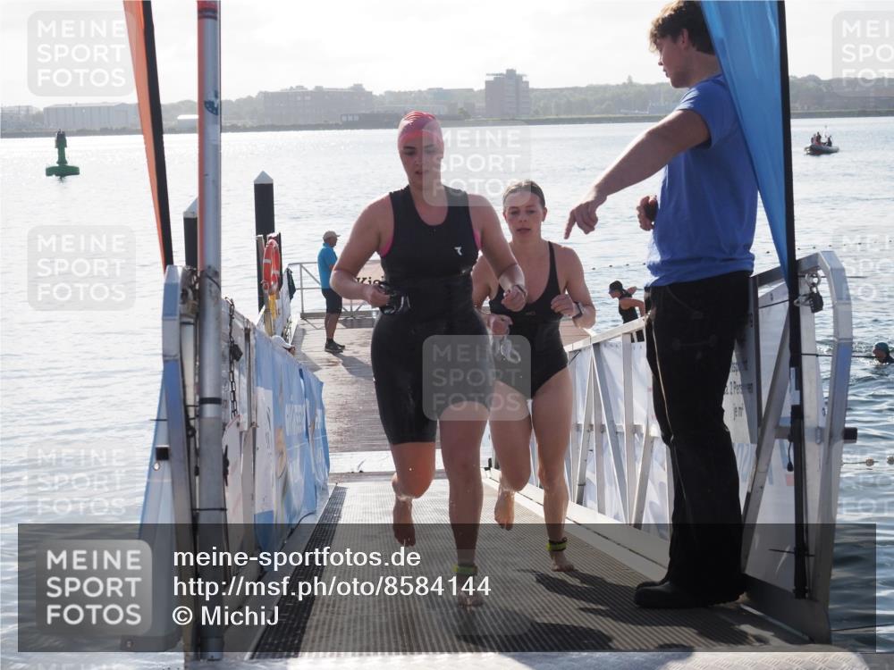 17.08.2025 - KN Förde Triathlon 2025 MichiJ http://msf.ph/oto/8584144 17.08.2025 09:22:15 Schwimmen 210, 213, 215, 224, 242, 111, 208, 213, 224 meine-sportfotos.de