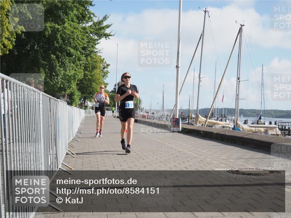 17.08.2025 - KN Förde Triathlon 2025 KatJ http://msf.ph/oto/8584151 17.08.2025 10:08:35 Laufen 103, 133 meine-sportfotos.de