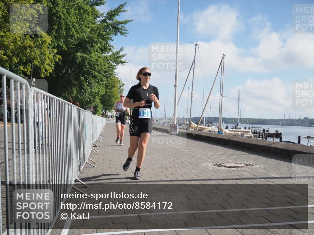 17.08.2025 - KN Förde Triathlon 2025 KatJ http://msf.ph/oto/8584172 17.08.2025 10:08:36 Laufen 103, 133 meine-sportfotos.de