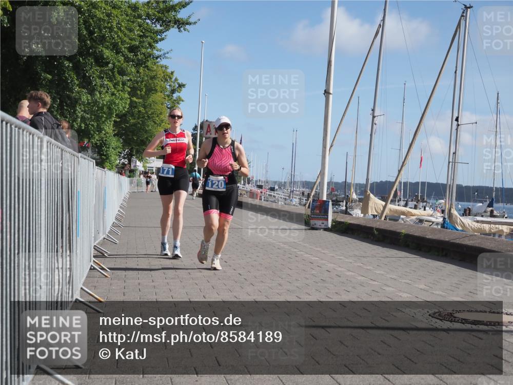 17.08.2025 - KN Förde Triathlon 2025 KatJ http://msf.ph/oto/8584189 17.08.2025 10:32:42 Laufen 120, 171 meine-sportfotos.de