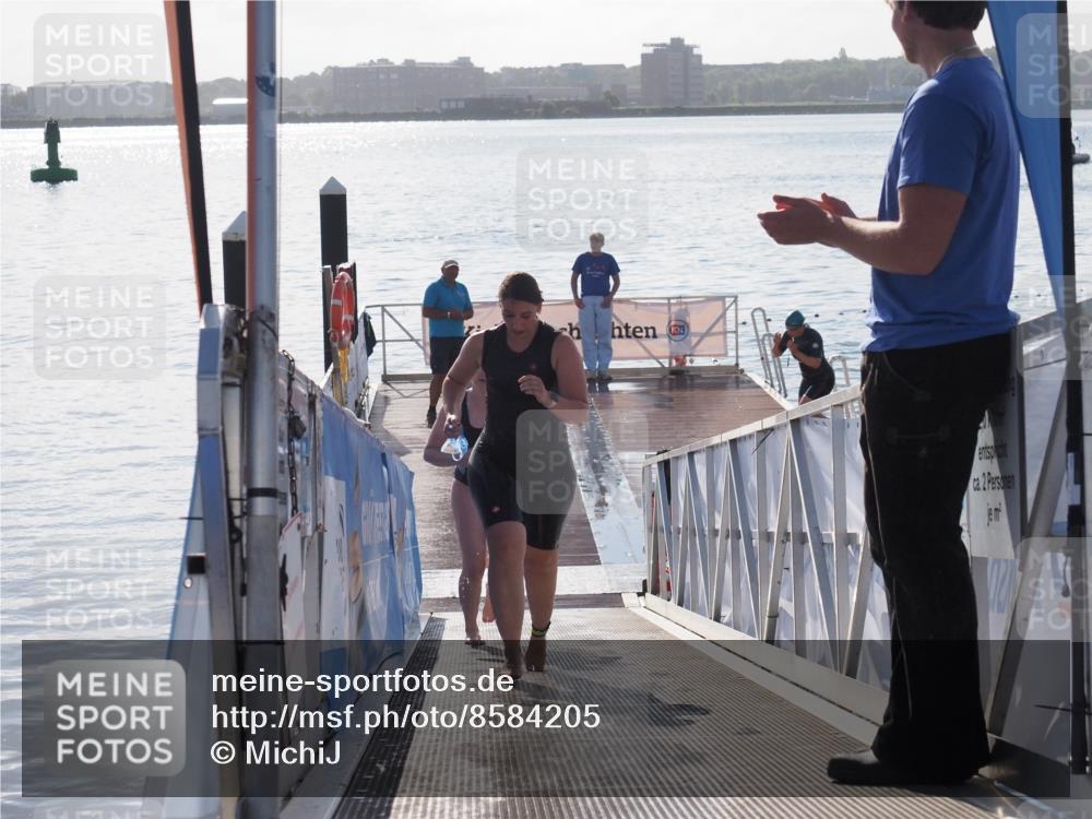 17.08.2025 - KN Förde Triathlon 2025 MichiJ http://msf.ph/oto/8584205 17.08.2025 09:22:25 Schwimmen 111, 208, 213, 224, 111, 208, 221, 235 meine-sportfotos.de
