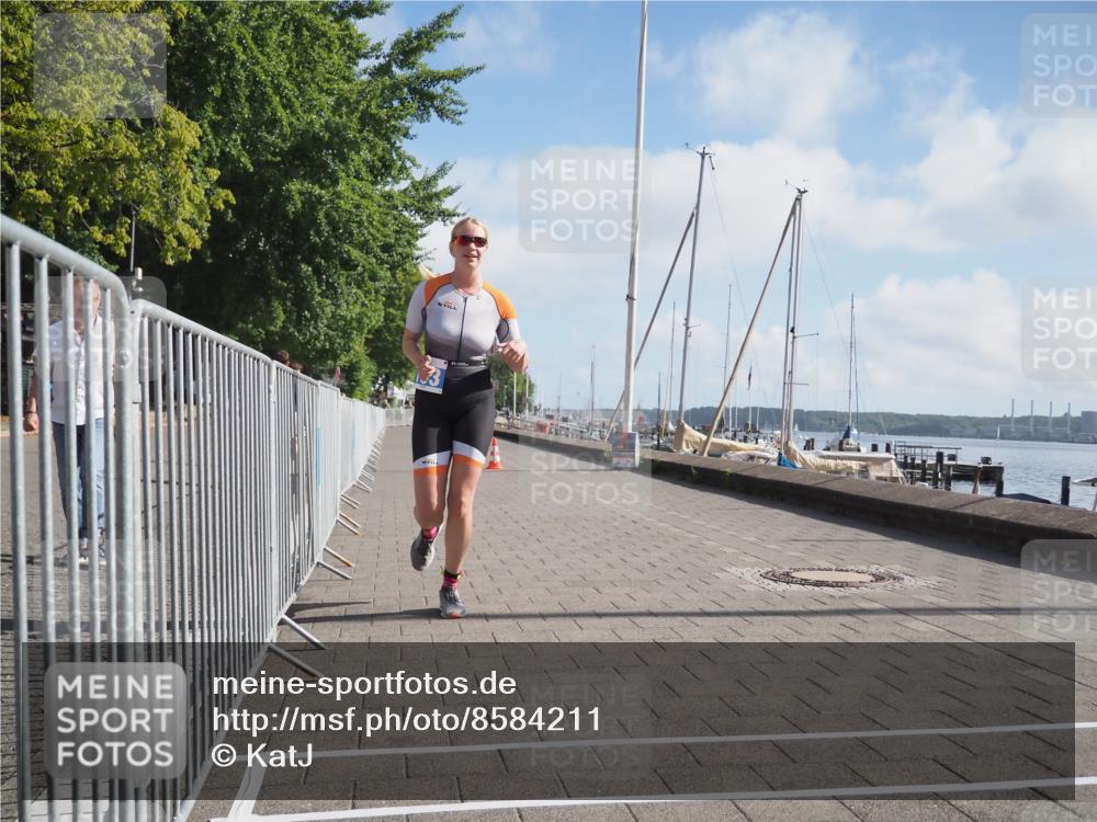 17.08.2025 - KN Förde Triathlon 2025 KatJ http://msf.ph/oto/8584211 17.08.2025 10:08:38 Laufen 103, 133 meine-sportfotos.de