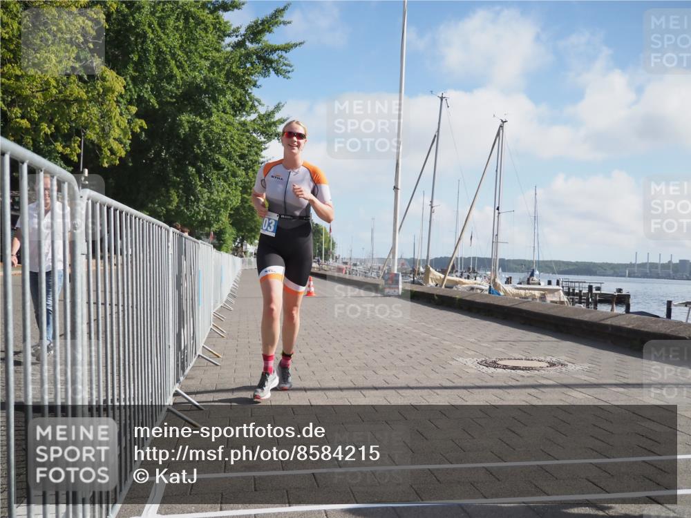 17.08.2025 - KN Förde Triathlon 2025 KatJ http://msf.ph/oto/8584215 17.08.2025 10:08:38 Laufen 103, 133 meine-sportfotos.de
