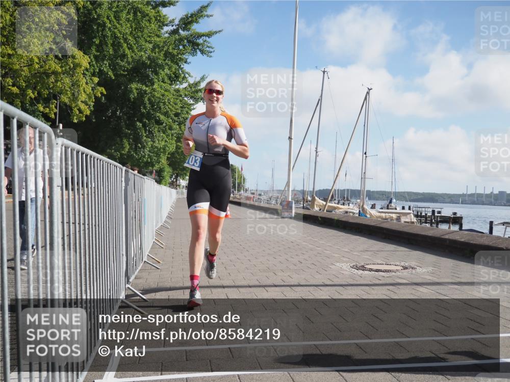 17.08.2025 - KN Förde Triathlon 2025 KatJ http://msf.ph/oto/8584219 17.08.2025 10:08:38 Laufen 103, 133 meine-sportfotos.de