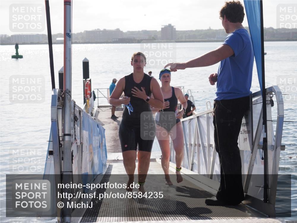 17.08.2025 - KN Förde Triathlon 2025 MichiJ http://msf.ph/oto/8584235 17.08.2025 09:22:26 Schwimmen 111, 208, 213, 224, 111, 208, 221, 235 meine-sportfotos.de