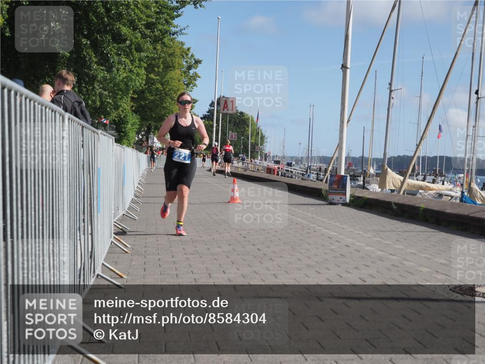 17.08.2025 - KN Förde Triathlon 2025 KatJ http://msf.ph/oto/8584304 17.08.2025 10:33:04 Laufen 221, 225 meine-sportfotos.de