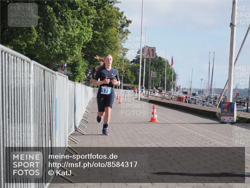 17.08.2025 - KN Förde Triathlon 2025 KatJ http://msf.ph/oto/8584317 17.08.2025 10:09:17 Laufen 144, 173 meine-sportfotos.de