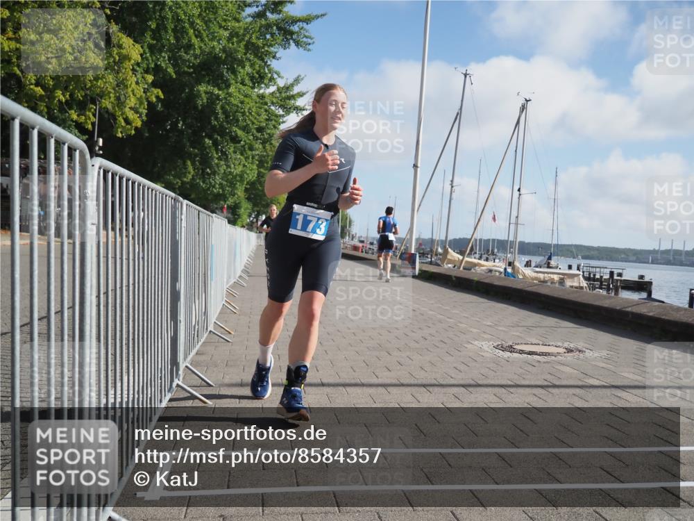 17.08.2025 - KN Förde Triathlon 2025 KatJ http://msf.ph/oto/8584357 17.08.2025 10:09:20 Laufen 144, 173 meine-sportfotos.de