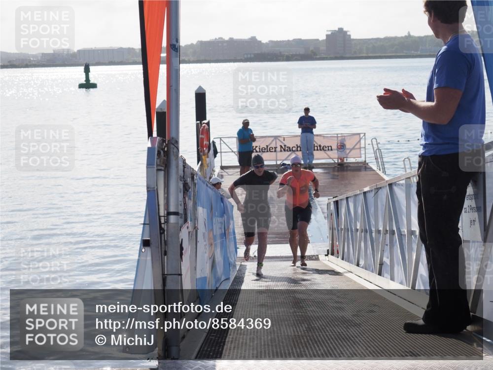 17.08.2025 - KN Förde Triathlon 2025 MichiJ http://msf.ph/oto/8584369 17.08.2025 09:22:33 Schwimmen 111, 208, 221, 235, 221, 235, 246 meine-sportfotos.de