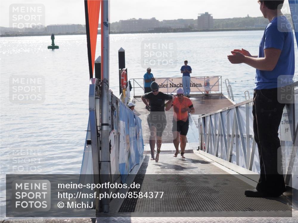 17.08.2025 - KN Förde Triathlon 2025 MichiJ http://msf.ph/oto/8584377 17.08.2025 09:22:33 Schwimmen 111, 208, 221, 235, 221, 235, 246 meine-sportfotos.de
