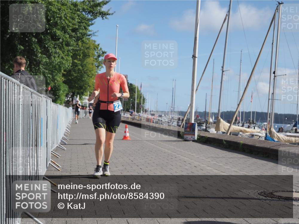 17.08.2025 - KN Förde Triathlon 2025 KatJ http://msf.ph/oto/8584390 17.08.2025 10:33:10 Laufen 215, 221, 225 meine-sportfotos.de