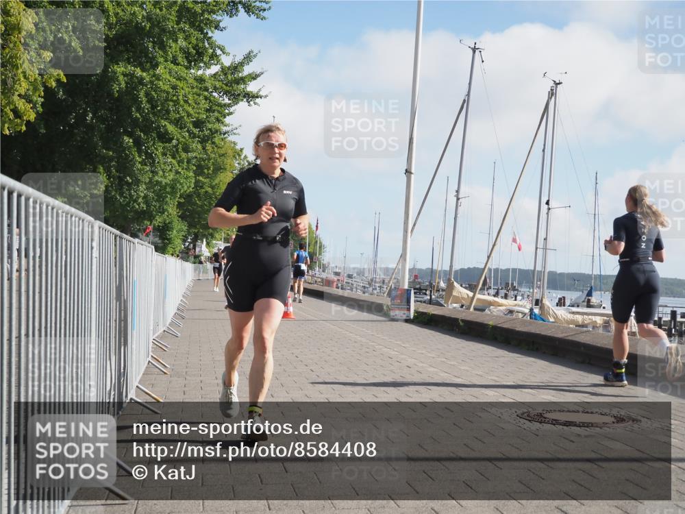 17.08.2025 - KN Förde Triathlon 2025 KatJ http://msf.ph/oto/8584408 17.08.2025 10:09:24 Laufen 144, 162 meine-sportfotos.de
