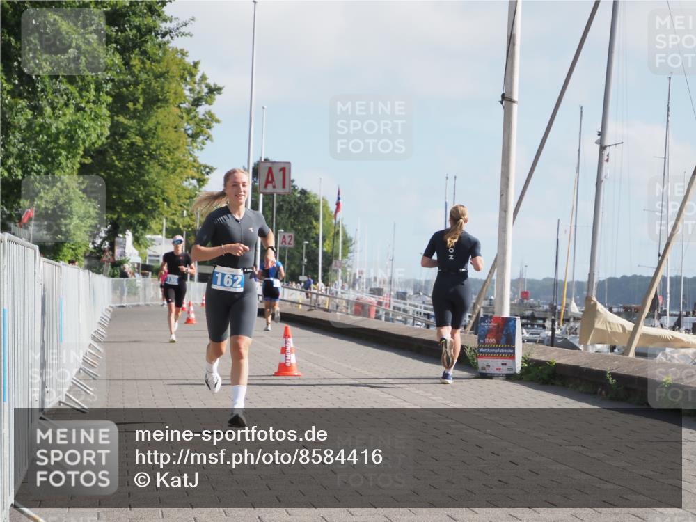 17.08.2025 - KN Förde Triathlon 2025 KatJ http://msf.ph/oto/8584416 17.08.2025 10:09:27 Laufen 144, 162 meine-sportfotos.de
