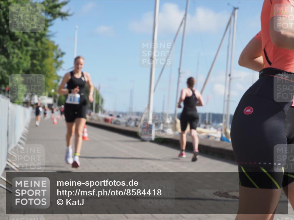 17.08.2025 - KN Förde Triathlon 2025 KatJ http://msf.ph/oto/8584418 17.08.2025 10:33:12 Laufen 215, 225 meine-sportfotos.de