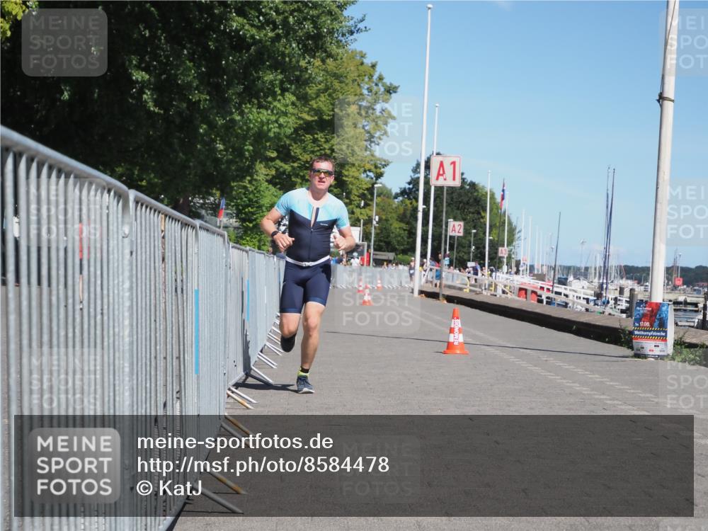 17.08.2025 - KN Förde Triathlon 2025 KatJ http://msf.ph/oto/8584478 17.08.2025 13:26:54 Laufen 431, 439, 447 meine-sportfotos.de