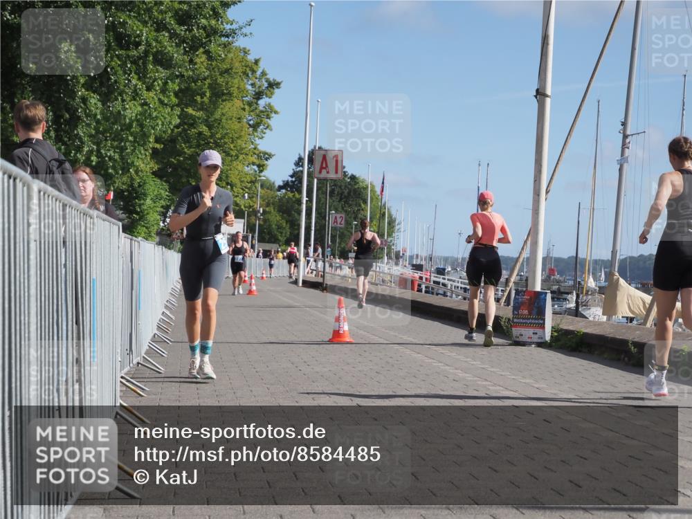 17.08.2025 - KN Förde Triathlon 2025 KatJ http://msf.ph/oto/8584485 17.08.2025 10:33:20 Laufen 254 meine-sportfotos.de