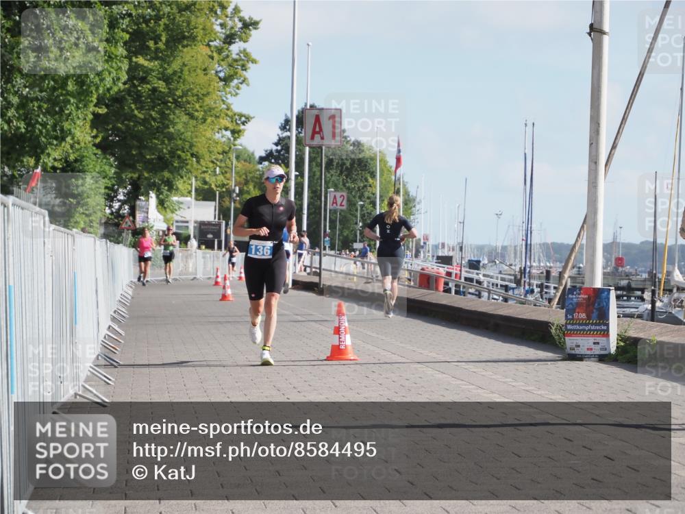 17.08.2025 - KN Förde Triathlon 2025 KatJ http://msf.ph/oto/8584495 17.08.2025 10:09:31 Laufen 136, 162 meine-sportfotos.de