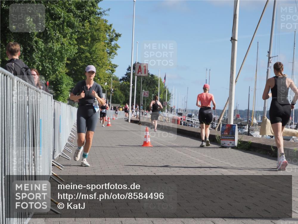17.08.2025 - KN Förde Triathlon 2025 KatJ http://msf.ph/oto/8584496 17.08.2025 10:33:20 Laufen 254 meine-sportfotos.de