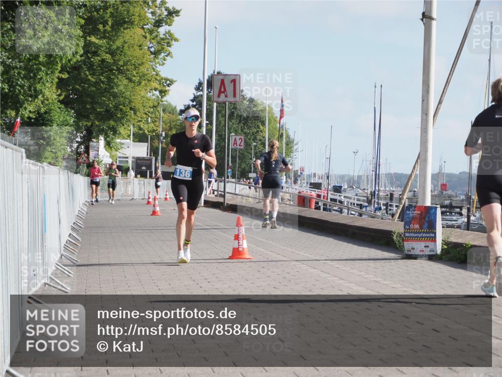 17.08.2025 - KN Förde Triathlon 2025 KatJ http://msf.ph/oto/8584505 17.08.2025 10:09:32 Laufen 136, 162 meine-sportfotos.de