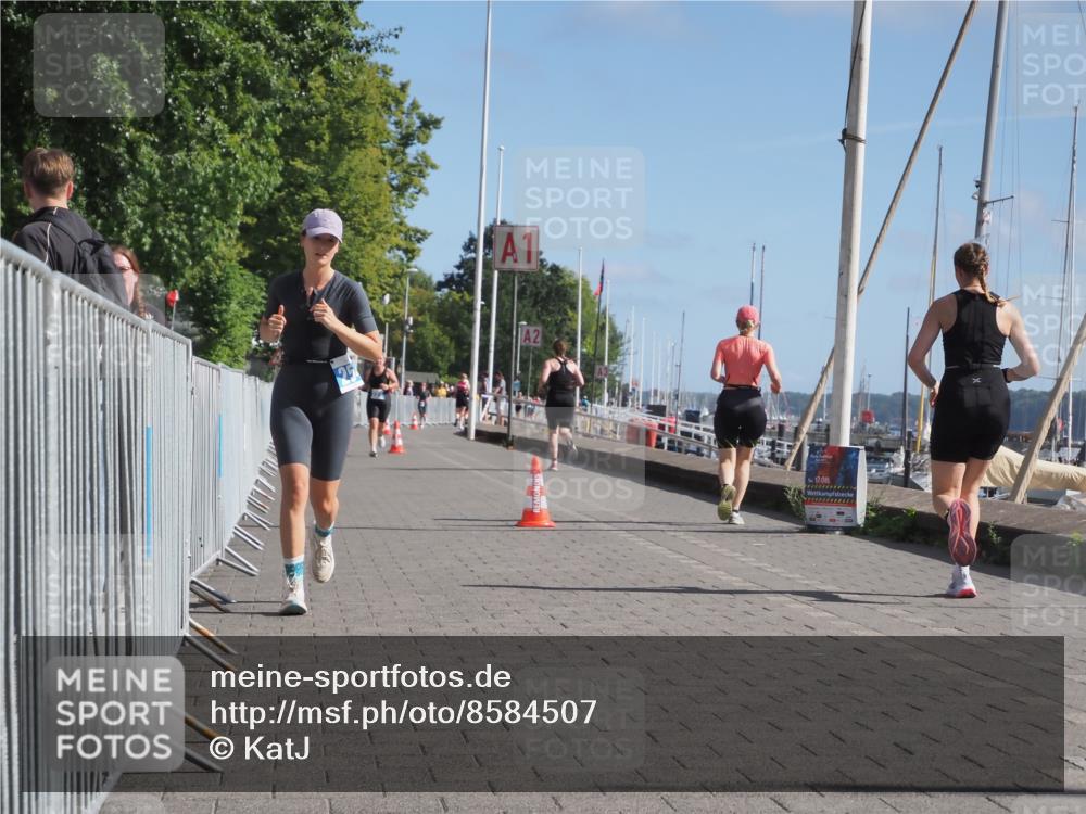 17.08.2025 - KN Förde Triathlon 2025 KatJ http://msf.ph/oto/8584507 17.08.2025 10:33:21 Laufen 254 meine-sportfotos.de