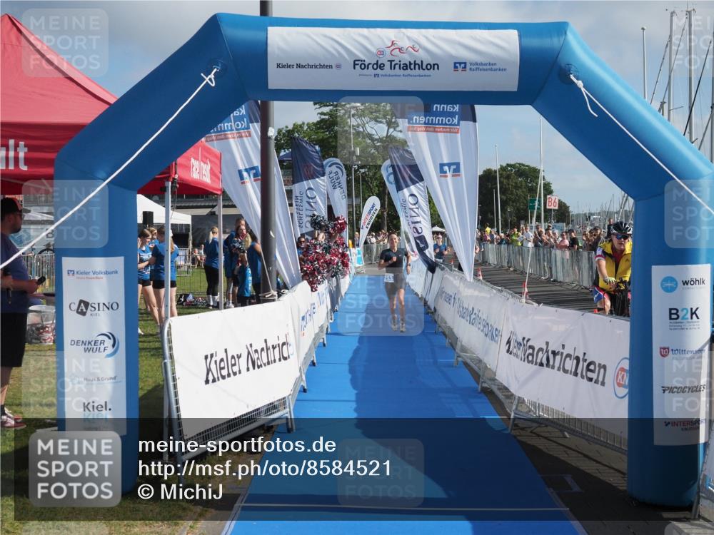 17.08.2025 - KN Förde Triathlon 2025 MichiJ http://msf.ph/oto/8584521 17.08.2025 10:09:01 Laufen 253 meine-sportfotos.de