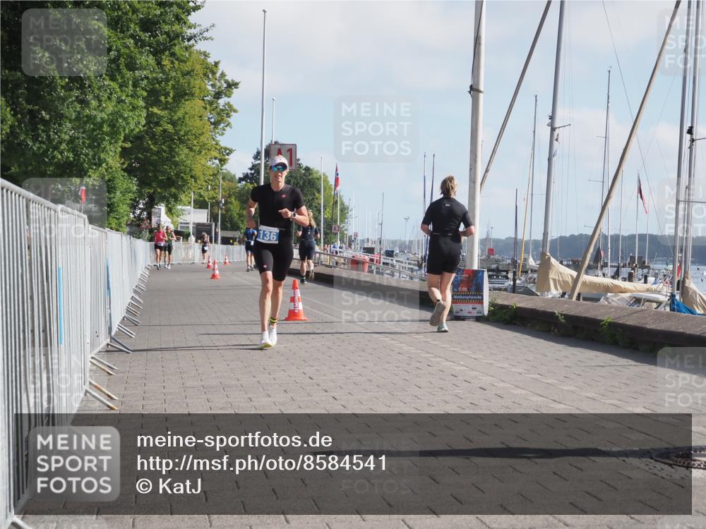 17.08.2025 - KN Förde Triathlon 2025 KatJ http://msf.ph/oto/8584541 17.08.2025 10:09:33 Laufen 136, 162 meine-sportfotos.de