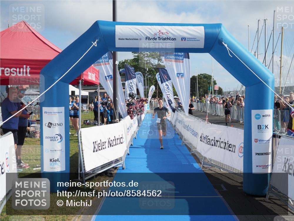 17.08.2025 - KN Förde Triathlon 2025 MichiJ http://msf.ph/oto/8584562 17.08.2025 10:09:02 Laufen 253 meine-sportfotos.de