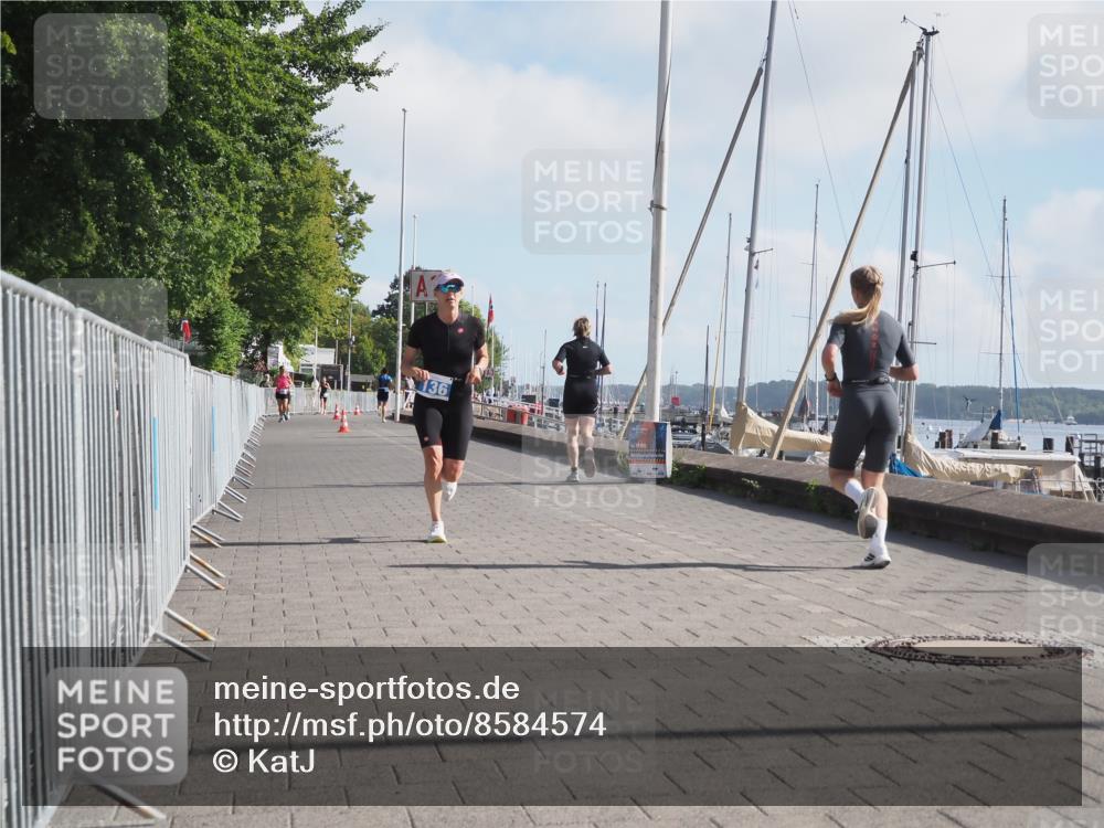 17.08.2025 - KN Förde Triathlon 2025 KatJ http://msf.ph/oto/8584574 17.08.2025 10:09:34 Laufen 136 meine-sportfotos.de