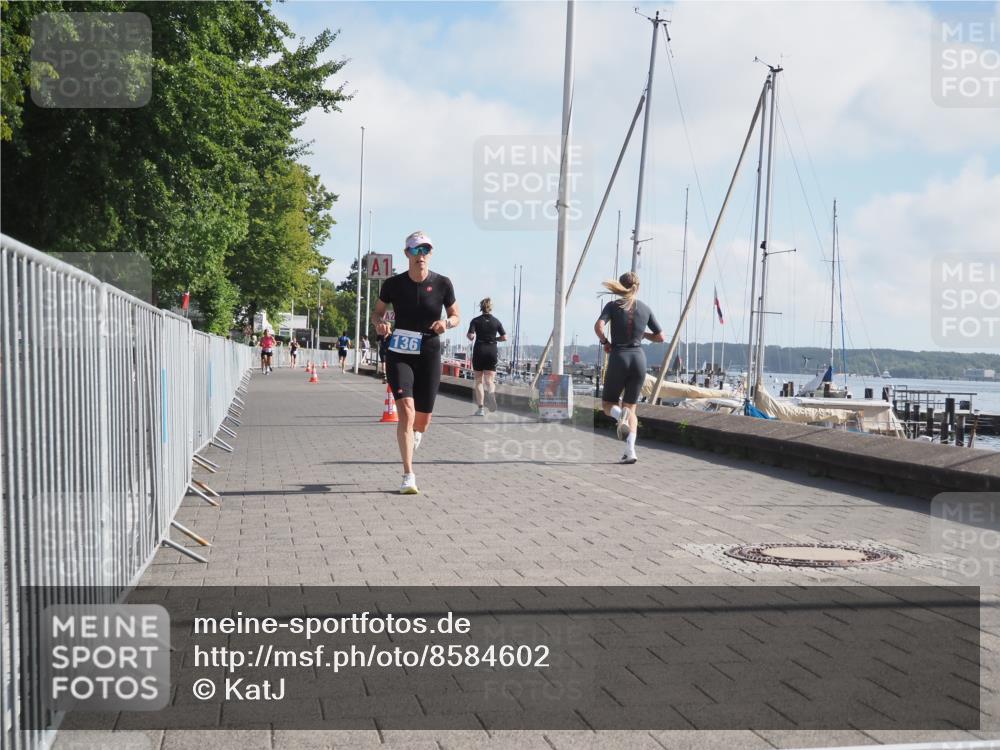 17.08.2025 - KN Förde Triathlon 2025 KatJ http://msf.ph/oto/8584602 17.08.2025 10:09:35 Laufen 136 meine-sportfotos.de