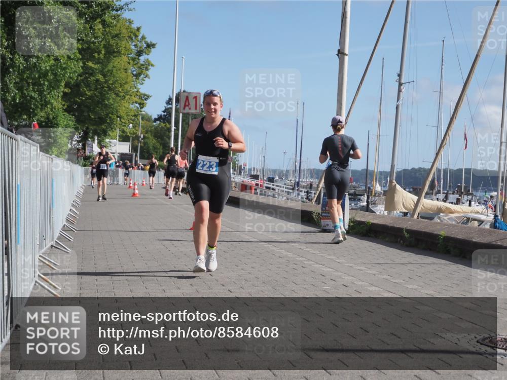 17.08.2025 - KN Förde Triathlon 2025 KatJ http://msf.ph/oto/8584608 17.08.2025 10:33:31 Laufen 223 meine-sportfotos.de