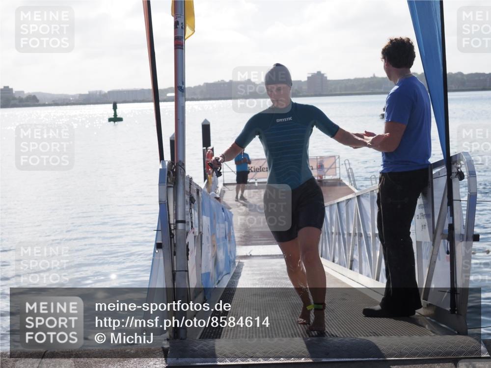 17.08.2025 - KN Förde Triathlon 2025 MichiJ http://msf.ph/oto/8584614 17.08.2025 09:22:47 Schwimmen 235, 246, 234, 246, 249 meine-sportfotos.de