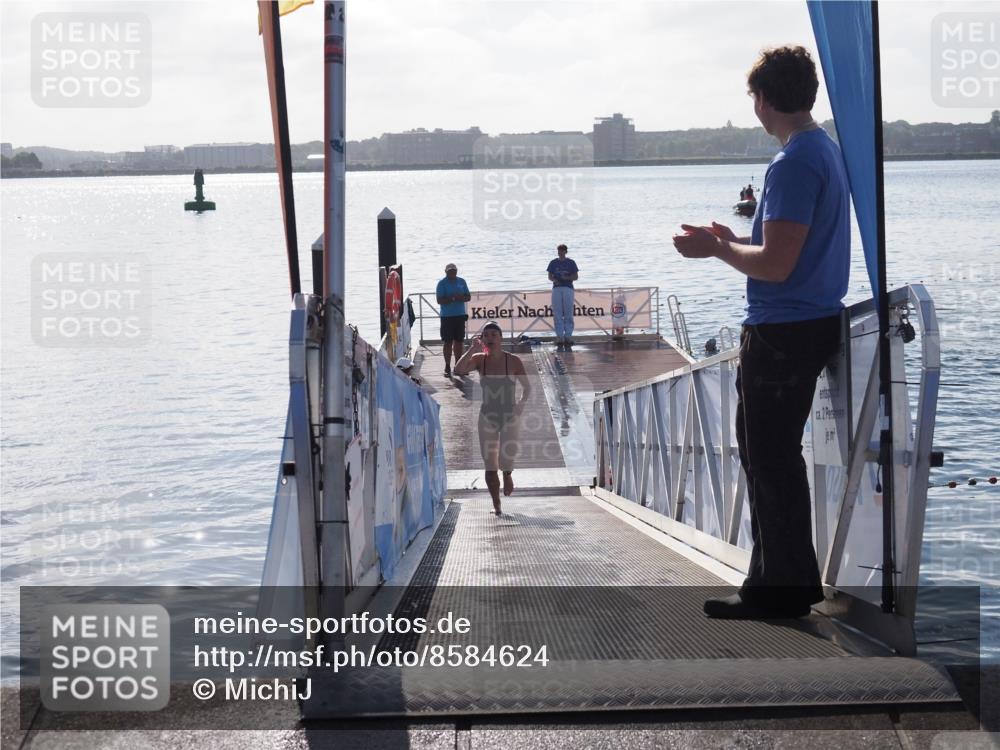 17.08.2025 - KN Förde Triathlon 2025 MichiJ http://msf.ph/oto/8584624 17.08.2025 09:22:50 Schwimmen 246, 249, 234, 249 meine-sportfotos.de