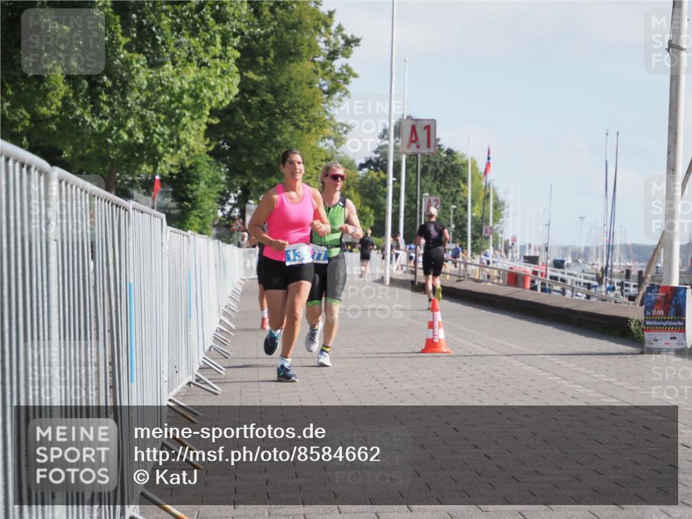 17.08.2025 - KN Förde Triathlon 2025 KatJ http://msf.ph/oto/8584662 17.08.2025 10:09:50 Laufen 135, 177, 204 meine-sportfotos.de