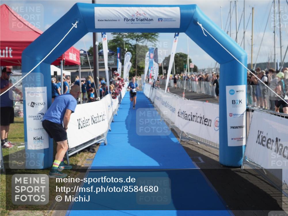 17.08.2025 - KN Förde Triathlon 2025 MichiJ http://msf.ph/oto/8584680 17.08.2025 10:10:29 Laufen 104 meine-sportfotos.de