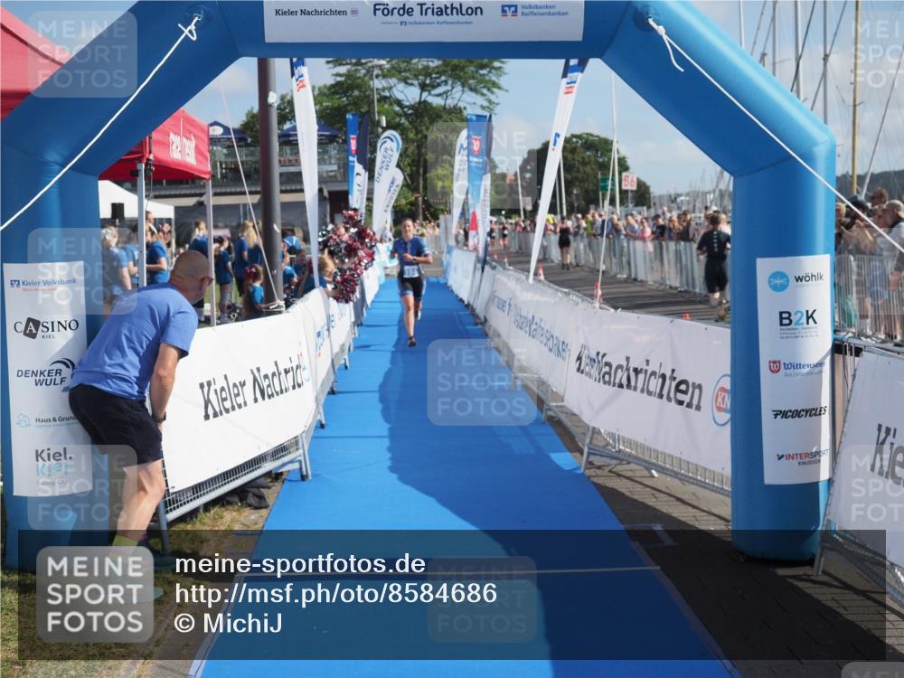 17.08.2025 - KN Förde Triathlon 2025 MichiJ http://msf.ph/oto/8584686 17.08.2025 10:10:30 Laufen 104 meine-sportfotos.de