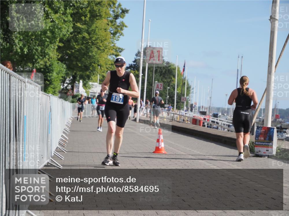 17.08.2025 - KN Förde Triathlon 2025 KatJ http://msf.ph/oto/8584695 17.08.2025 10:33:40 Laufen 197 meine-sportfotos.de