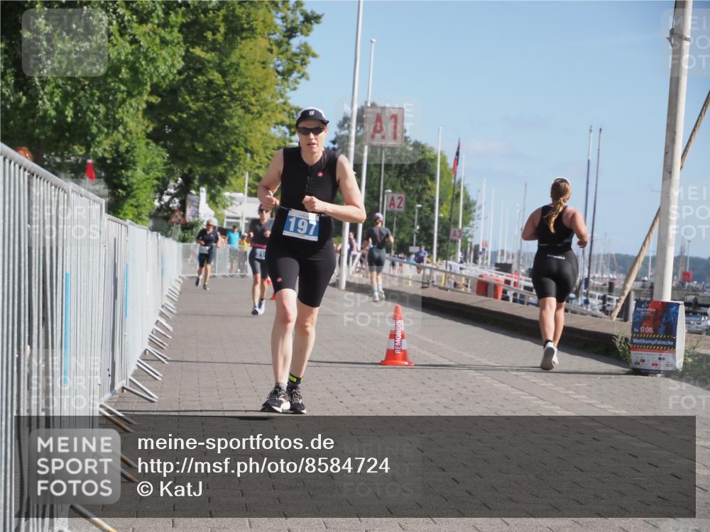 17.08.2025 - KN Förde Triathlon 2025 KatJ http://msf.ph/oto/8584724 17.08.2025 10:33:41 Laufen 197, 210 meine-sportfotos.de